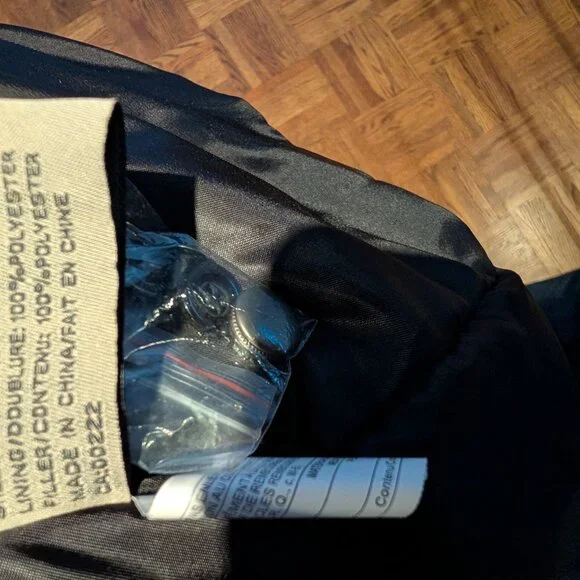 Leather jacket. - Picture 2 of 7